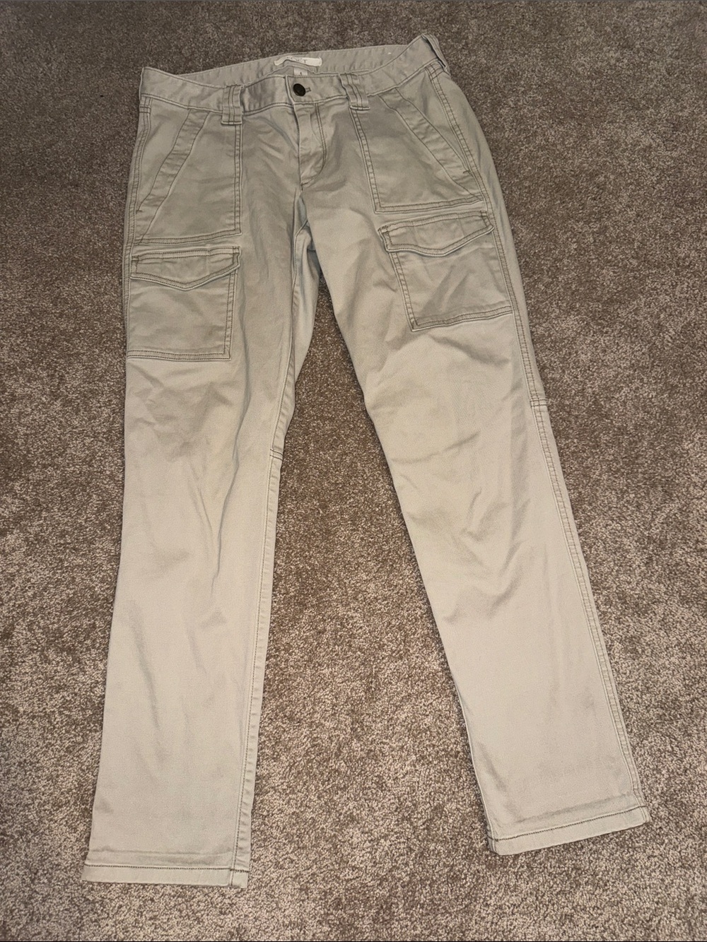 LOFT Julie Tan Cargo Pants - size 6 - B15